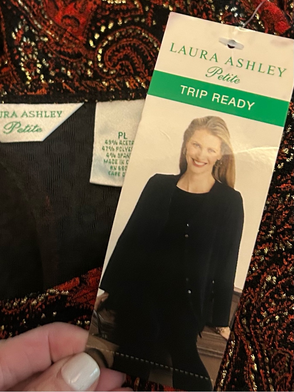 NWT Laura Ashley Trip Ready Golden Glamour Long Sleeve Top Women’s SZ PL Red - Picture 5 of 6